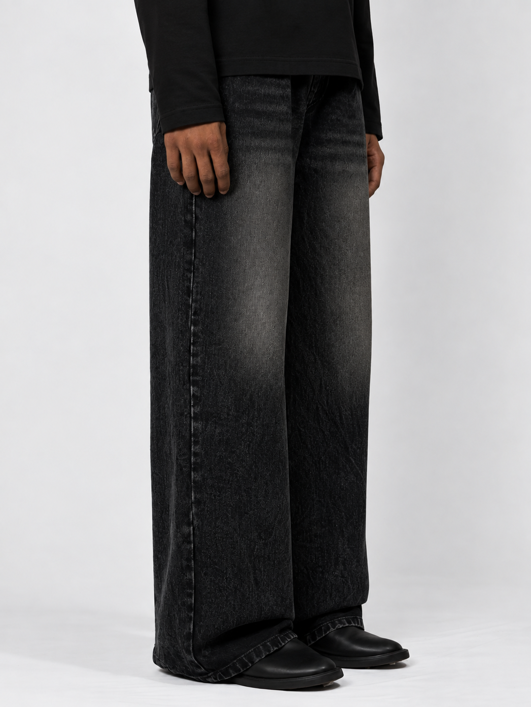 FADED BLACK WIDE LEG