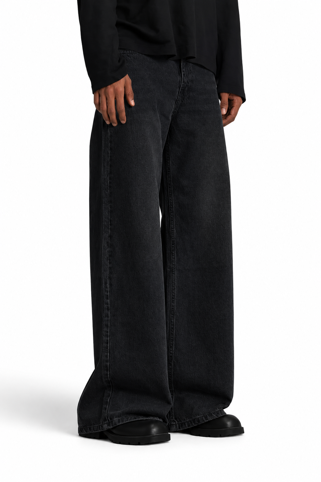 OBSIDIAN BLACK WIDE