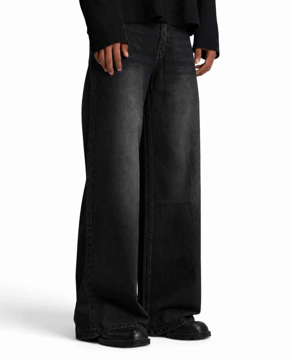 ASH BLACK WIDE