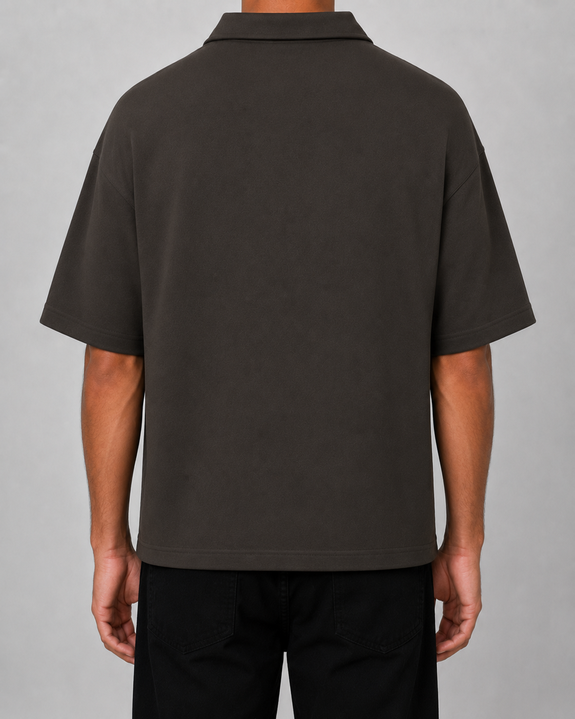 THUNDER OVERSIZED ZIP COLLAR TEE